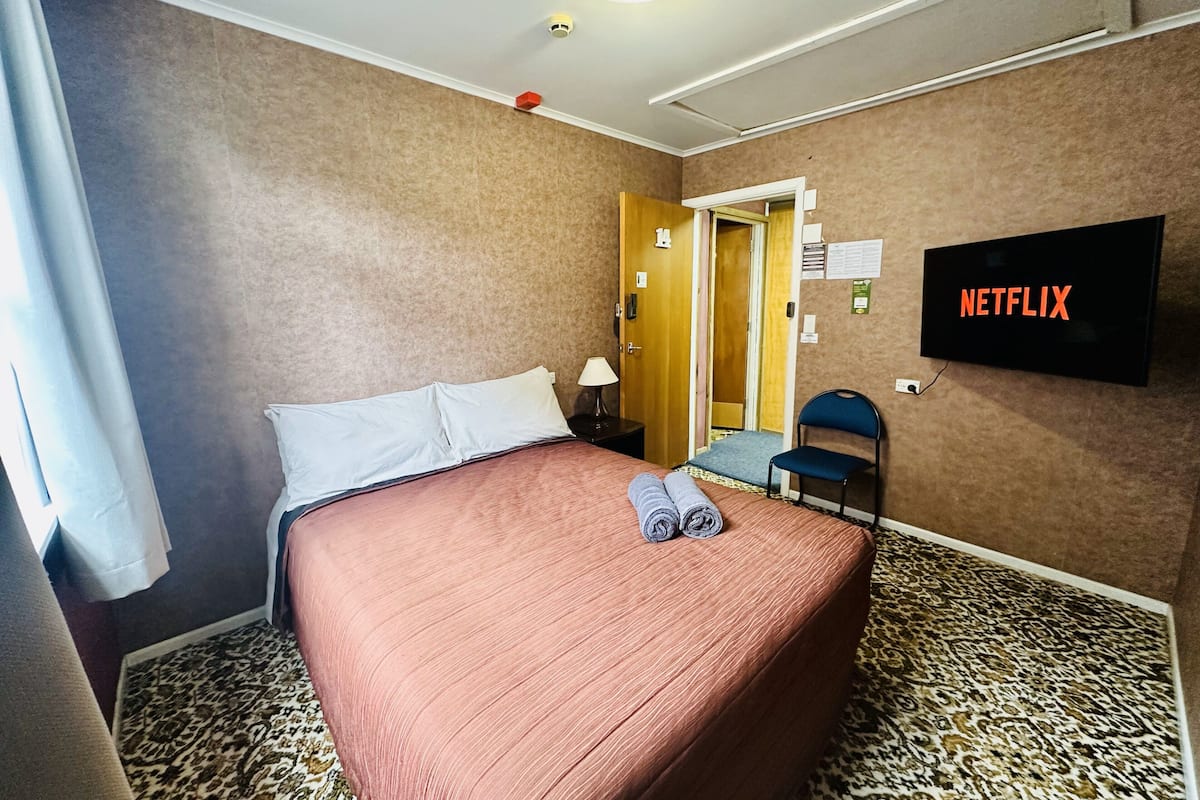 经济双人房 | 免费 WiFi、床单