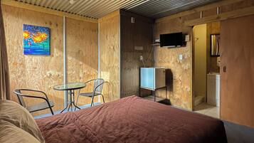 Deluxe Double Room | Free WiFi, bed sheets