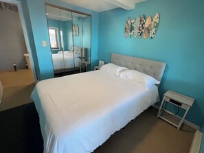 2 makuuhuonetta, työpöytä, silitysrauta/-lauta, Wi-Fi