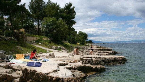 Apartment, Smoking - Apartments Ljerka - 100 m From the Beach (Malinska-Dubasnica)