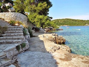 2 bedrooms - Apartments Sunny - 50 m From sea (Lumbarda)