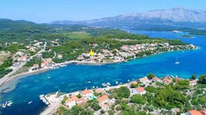 Exterior - Apartments Sunny - 50 m From sea (Lumbarda)