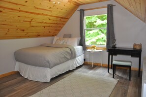 4 bedrooms, in-room safe, iron/ironing board, travel crib