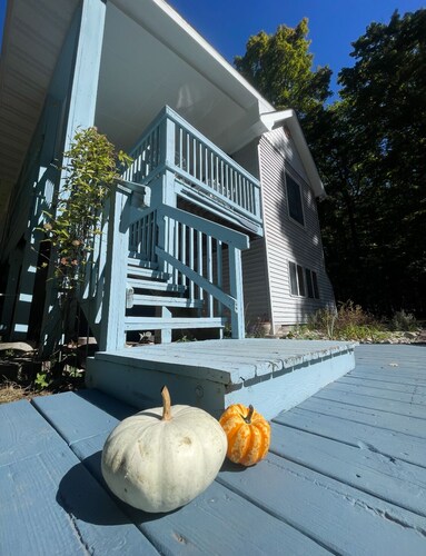 Prime location! MINUTES from Sleeping Bear National Park & Lake Michigan Beaches