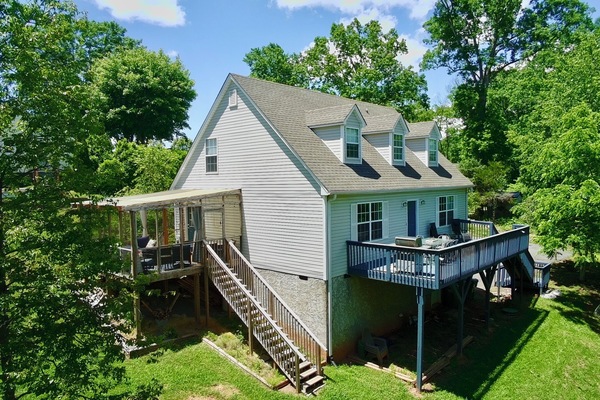 Your perfect home-base to: Roam. Relax. Repeat.