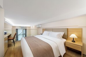 Loft Elite | 1 habitación, ropa de cama de alta calidad y decoración personalizada