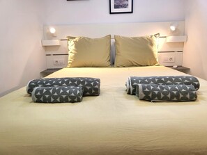 Iron/ironing board, Internet, bed sheets - Nena Luxury Home (Puerto de Santiago)