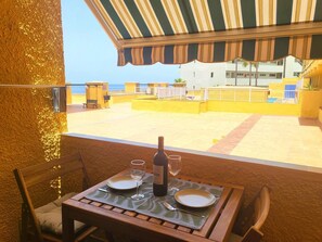 Outdoor dining - Nena Luxury Home (Puerto de Santiago)