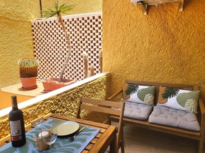 Outdoor dining - Nena Luxury Home (Puerto de Santiago)