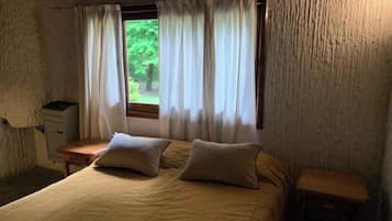 4 室のベッドルーム、アイロン / アイロン台、WiFi、ベッドシーツ