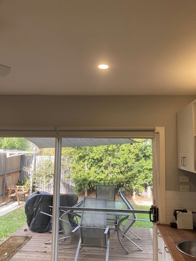 The Cottage
Newly renovated, clean studio
Completely separate from main house