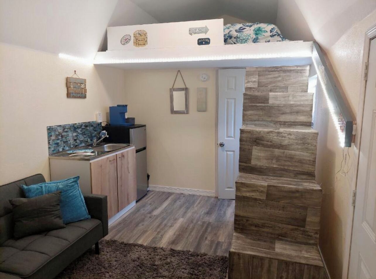 Charming Private Cottage Near New Smyrna Beach