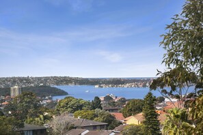 Miscellaneous - Neutral Bay - BEN73 - Ben Boyd Road - Charming 1BR with Harbour Views in Peaceful Neutral Bay Location (Neutral Bay)