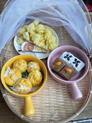 標準客房 | 迷你吧、書桌、免費無線上網、床單