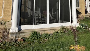 Uklassifisert bilde, 2 av 49, knapp
