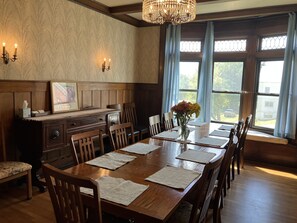 Dining - The Yellow Rose Historic Home (Louisiana)
