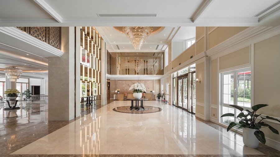 Golden Sun Hotel - Dalat