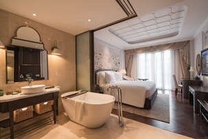 Minibar, in-room safe, desk, laptop workspace