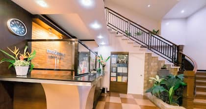 Madonna Hometel and Suites