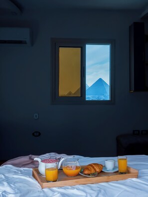 تناول الطعام