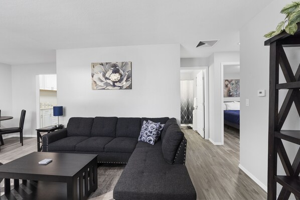 Smart TV, fireplace, DVD player