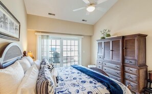 3 室のベッドルーム、アイロン / アイロン台、WiFi、ベッドシーツ