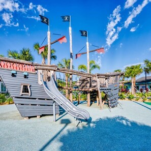 4 bedrooms - Families Deluxe Dream Vacation 10 min From Disney (Kissimmee)