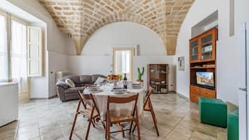 TV 21 pollici con canali via cavo