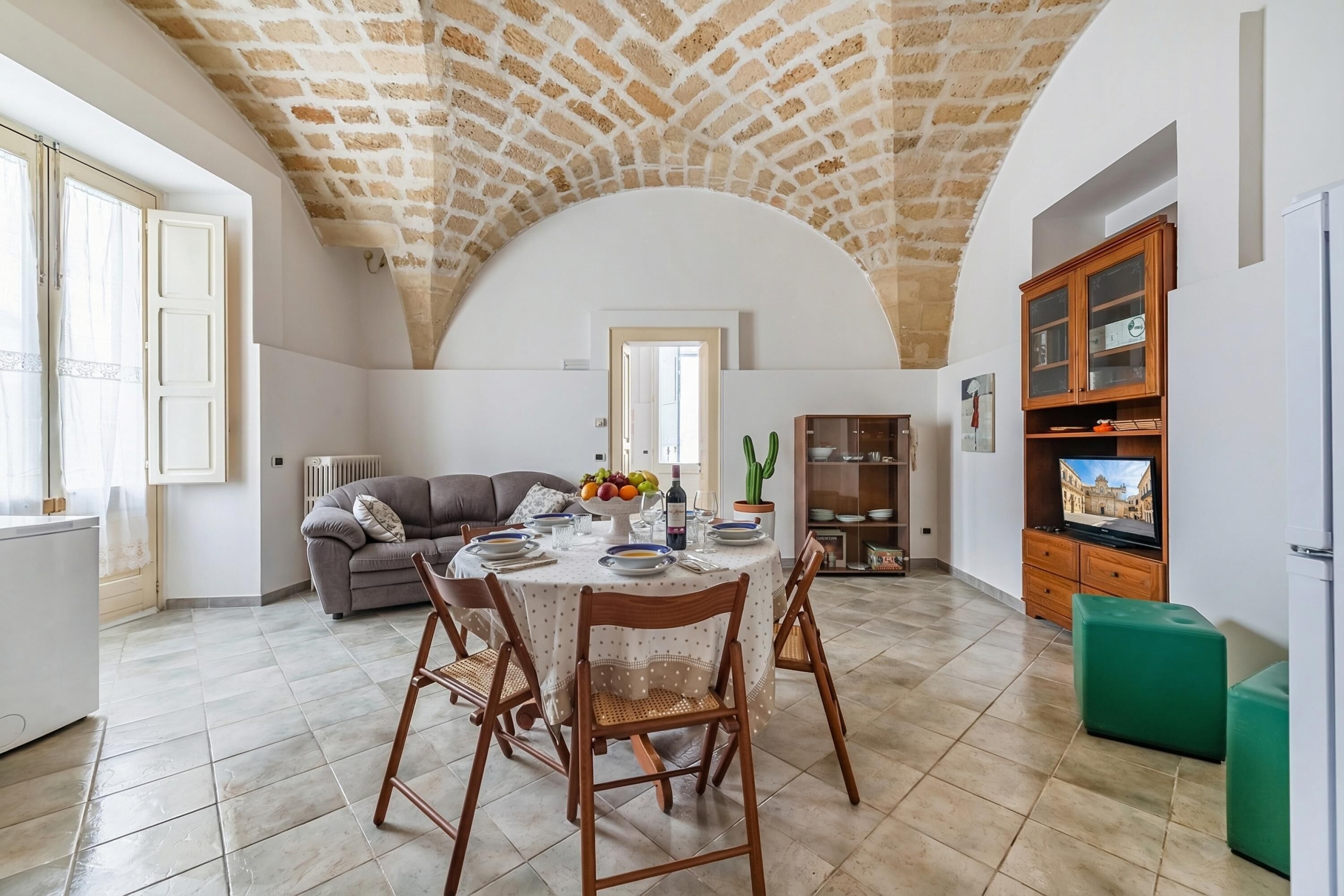 Family Apartment, Multiple Bedrooms (Terra Mia In The Historic Center Of) | Living area