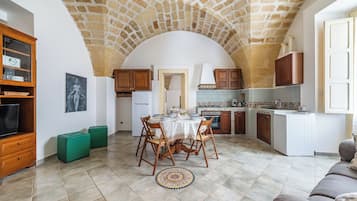 TV 21 polegadas com canais a cabo