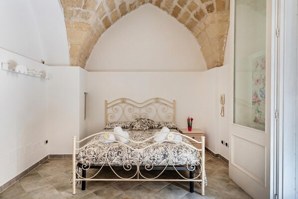 家庭公寓, 多間臥室 (Terra Mia In The Historic Center Of) | 2 間睡房、免費 Wi-Fi、床單