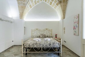 家庭公寓, 多間臥室 (Terra Mia In The Historic Center Of) | 2 間睡房、免費 Wi-Fi、床單