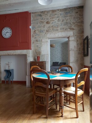 Dining - Le Cottage Saint-georges (Villefranche-de-Rouergue)
