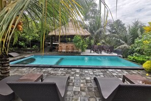 Unclassified image, 5 of 74, button - Balian Green Lagoon (Selemadeg)