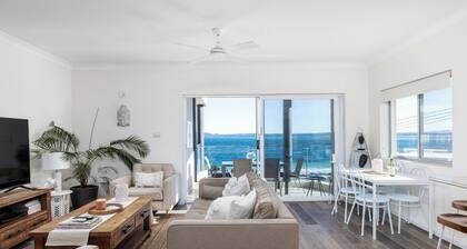 Bayview Towers 10 With Harbour Views