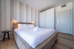 Apartment | 1 bedroom, free WiFi, bed sheets - Stylish 1BR Beach-Front Apt w Sea View (Haifa)
