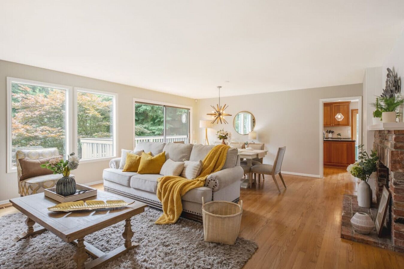 6527 Salina · 3b2b Sweet Suite in Redmond/Central Location