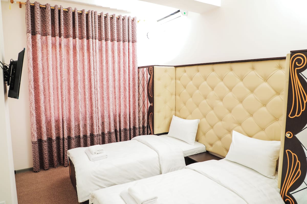 Basic Twin Room, 2 Single Beds