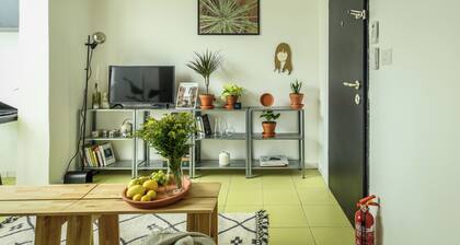 Green Oasis 1BR Apartment in Downtown