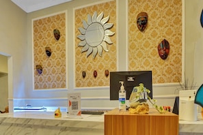 Reception - Hotel O Btc Guest House Syariah (Malang)