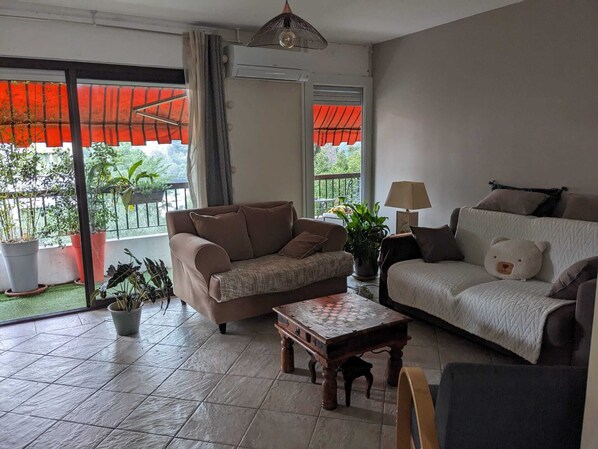 リビング エリア