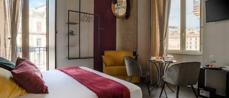 In-room safe, blackout curtains, soundproofing, iron/ironing board