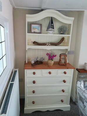 Interior - Cottage close to Beach, Pub & Amenities (Charmouth)