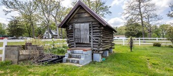 Hobbit House one of a kind home