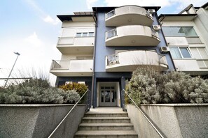 Bagian depan properti