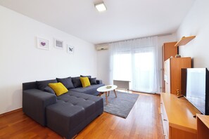 Superior Apartment | Living area - LXXVII Apartment (Zagreb)
