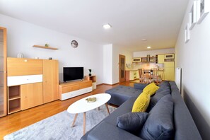 Superior Apartment | Living area - LXXVII Apartment (Zagreb)