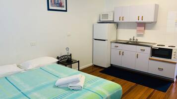 1 bedroom, iron/ironing board, bed sheets