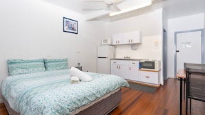 1 bedroom, iron/ironing board, bed sheets