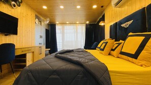 Habitación Premium, 1 cama King size, baño privado, vista a la montaña | 1 habitación, ropa de cama de alta calidad y edredón 